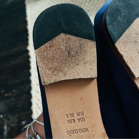 Vince Navy Satin Ballet Flats 6.5 | Minimal Chic Elegant Slip-On Shoe - Picture 4 of 5